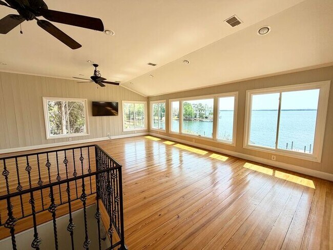 Building Photo - Lake Murray - Irmo - Offering Self Guided Tour with RENTLY!