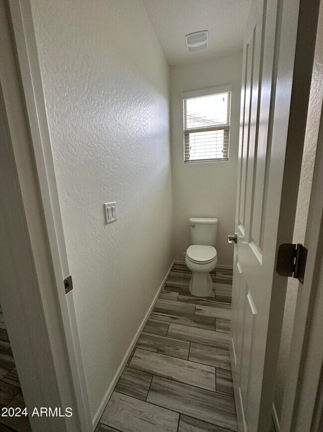 Building Photo - 14939 S 180th Ave