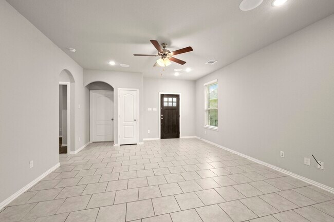 Building Photo - 7446 French Quarter Ct