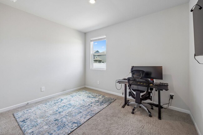 Building Photo - 4922 Barnburgh Ln