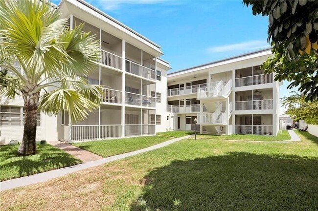 Building Photo - 1439 S Ocean Blvd