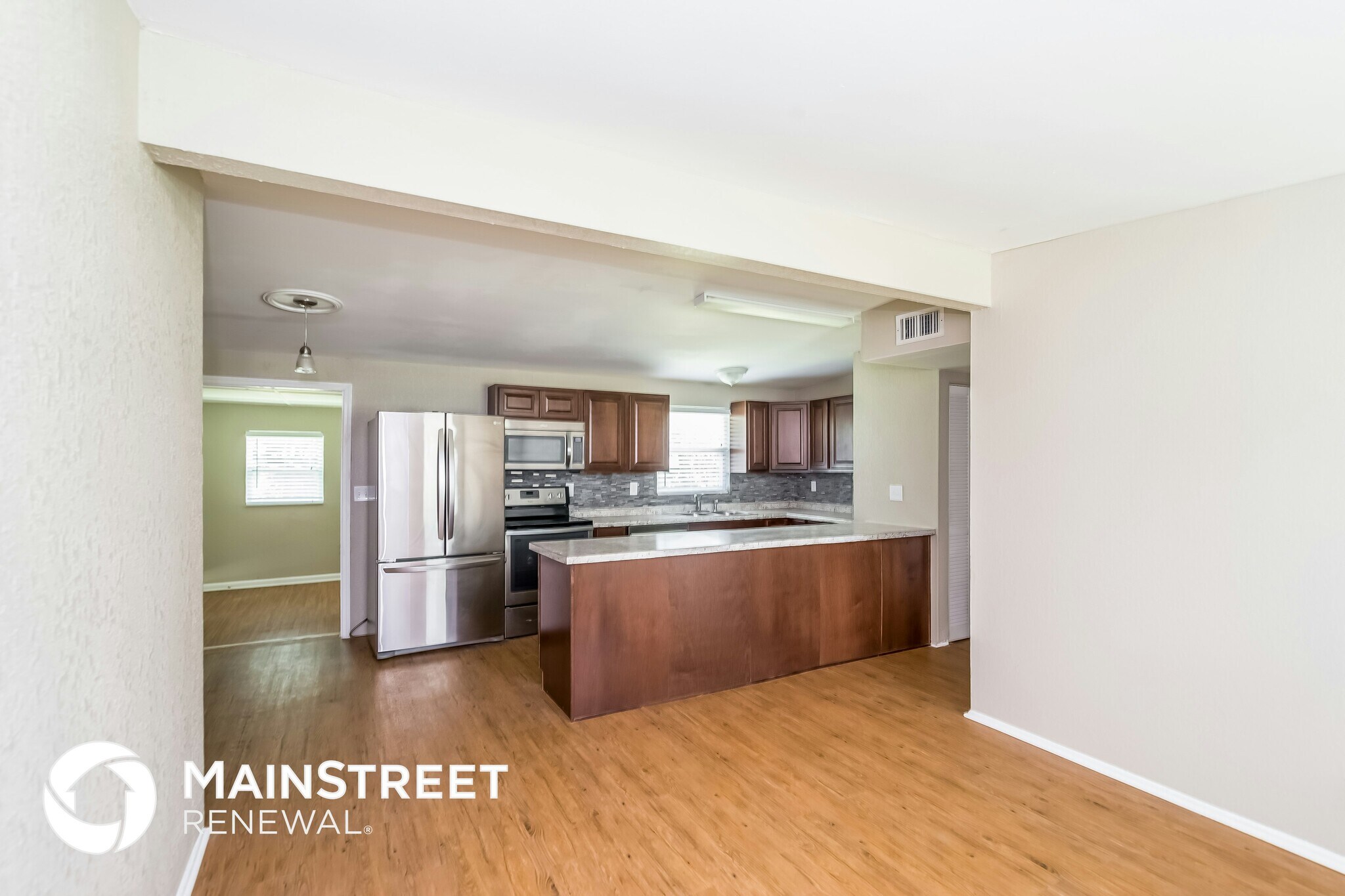 Building Photo - 1038 Pheasant Dr