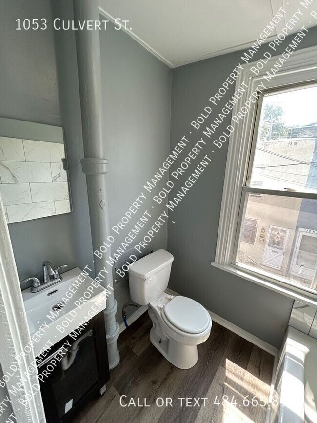 Building Photo - 1053 Culvert St