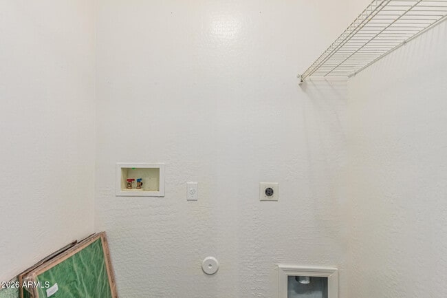 Building Photo - 11114 W Pierson St