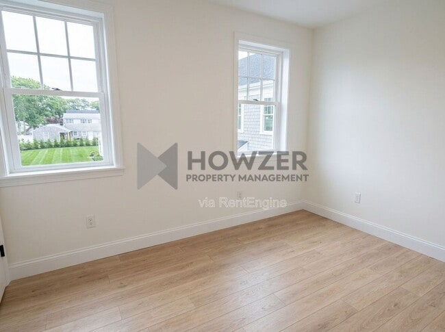 Building Photo - 24 Crocker Dr