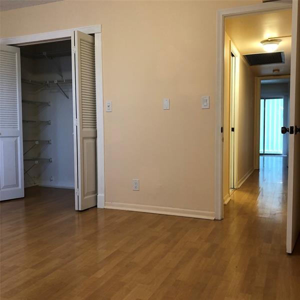 Building Photo - 2404 Antigua Cir