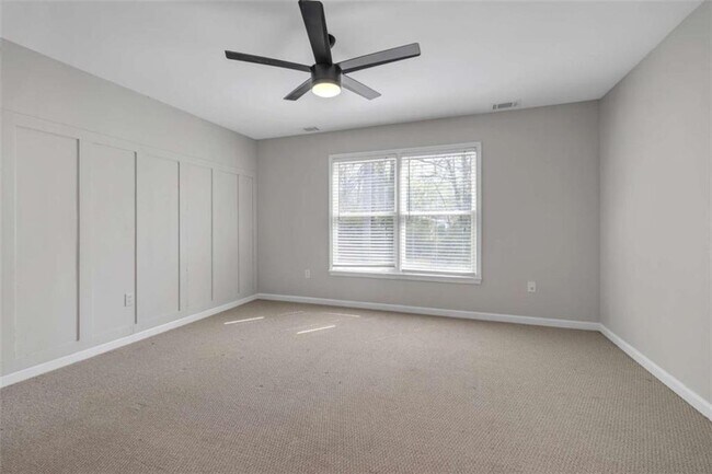 Building Photo - 1948 Detroit Ave NW