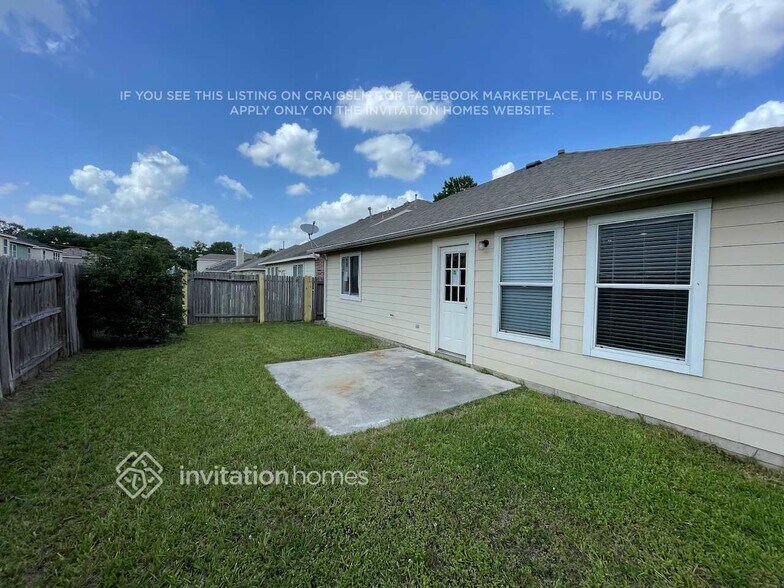 Building Photo - 21223 Rezanof Rd