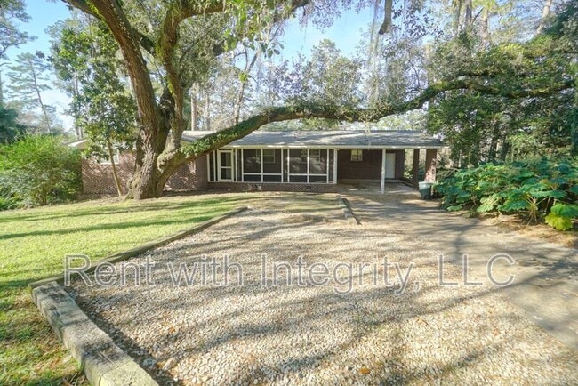 Primary Photo - 1804 Skyland Dr