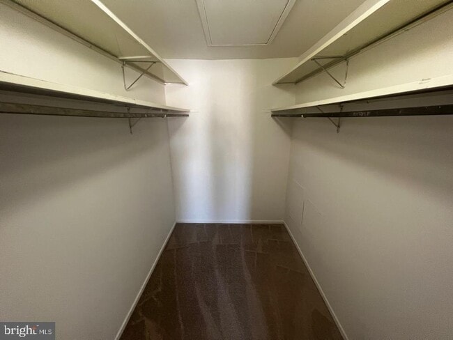 Building Photo - 19480 Brassie Pl