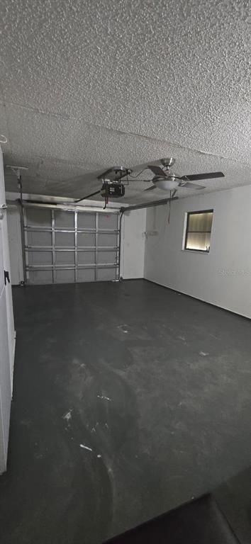 Building Photo - 1174 Victoria Ave