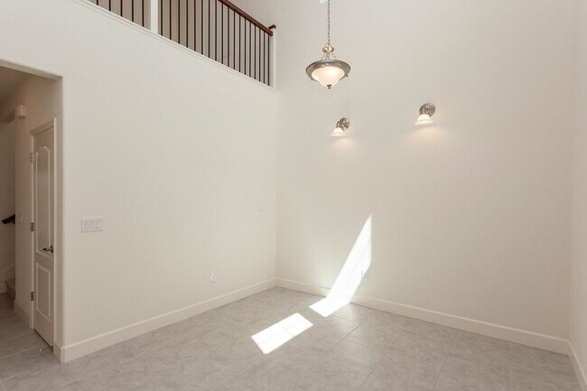 Building Photo - 6049 Red Sun Dr