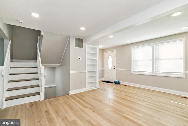 Building Photo - 3380 Longbow Ct