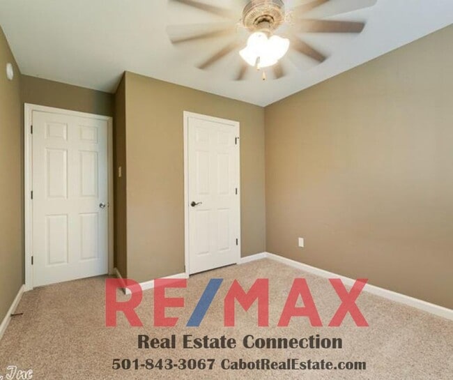 Building Photo - No Smoking. No Pets.