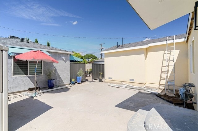 Building Photo - 11911 Stagg St