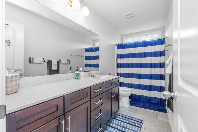 Building Photo - 1399 Berkshire Ave