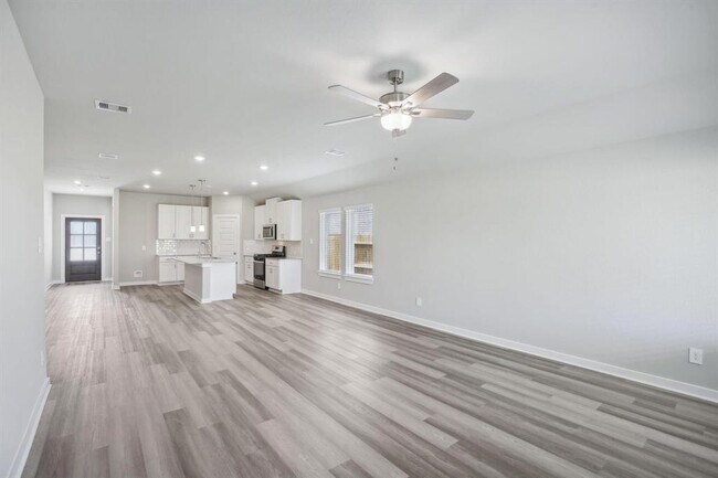 Building Photo - 3030 Marble Wy