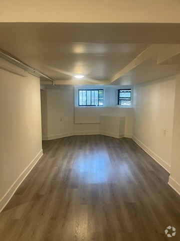 Building Photo - 2430 N Spaulding Ave