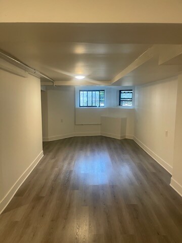 Primary Photo - 2430 N Spaulding Ave