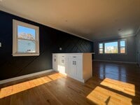 Building Photo - 56 Victor St