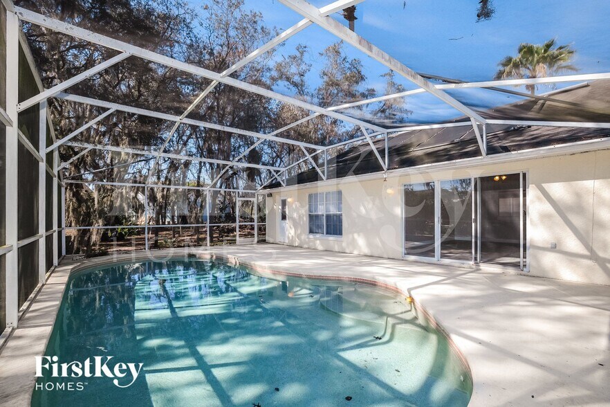 Building Photo - 429 Hanging Moss Rd