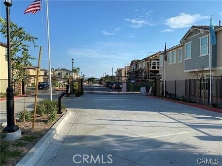 Building Photo - 5585 Valencia Dr