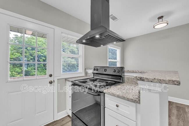 Building Photo - 55 Andrews Ct