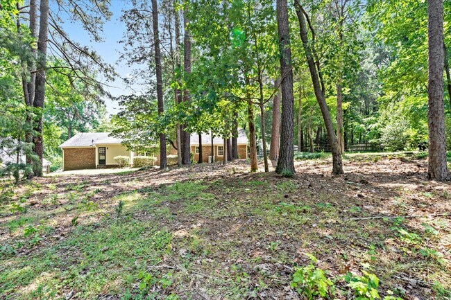 Building Photo - 9605 Leeswood Ln