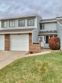 Building Photo - 3 Bed/2.5Bath Townhome in Greeley