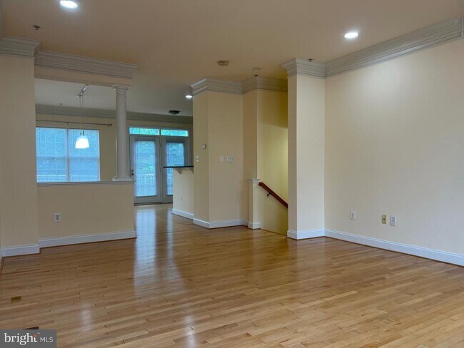 Building Photo - 23429 Clarksridge Rd
