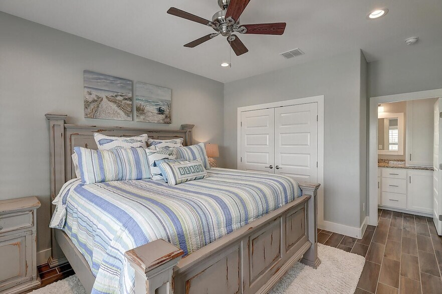 Building Photo - 409 Paradise Pointe Dr