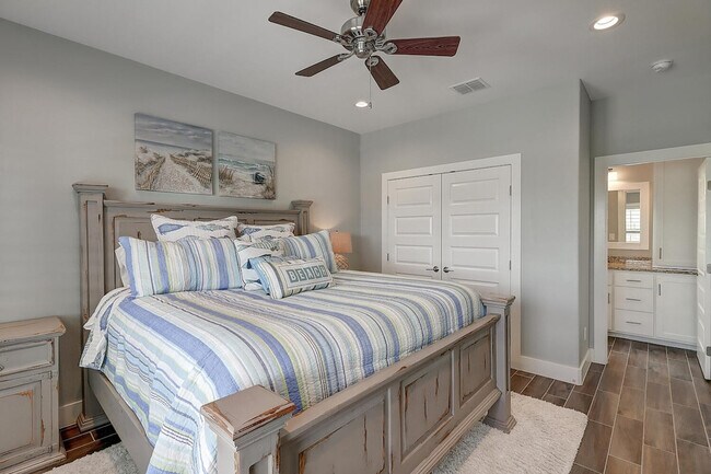 Building Photo - 409 Paradise Pointe Dr