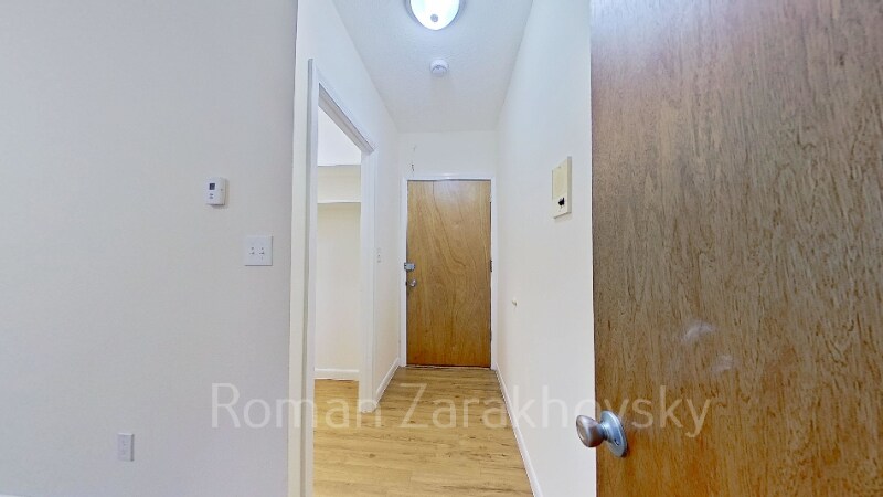 Building Photo - 2018 Commonwealth Ave