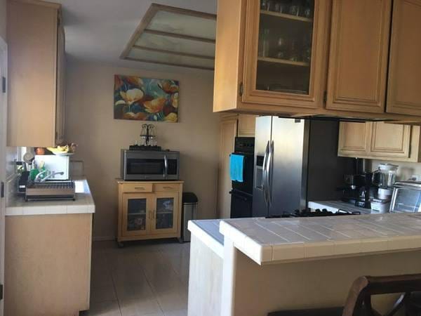 Building Photo - 212 N Catalina Ave