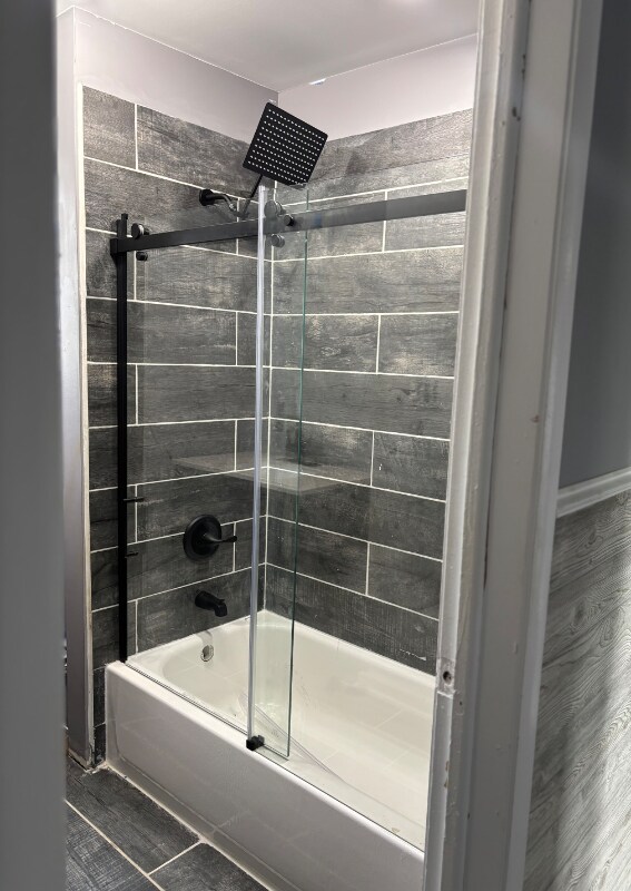 Building Photo - 10624 Mayfield Ave