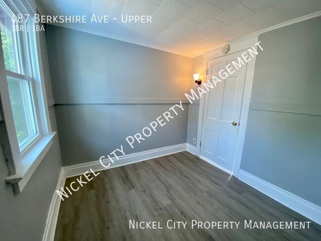 Building Photo - 487 Berkshire Ave