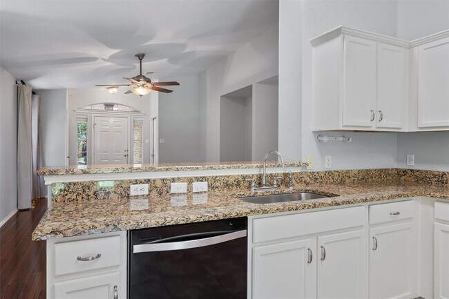 Building Photo - 2304 Jesse Owens Dr