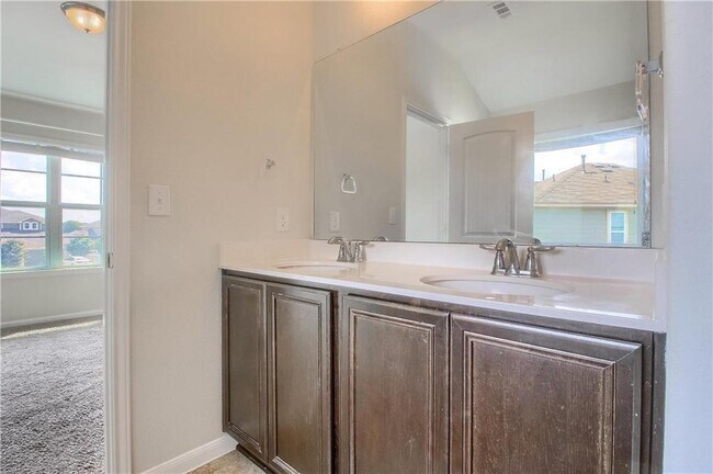 Building Photo - 2014 Barker House Cv