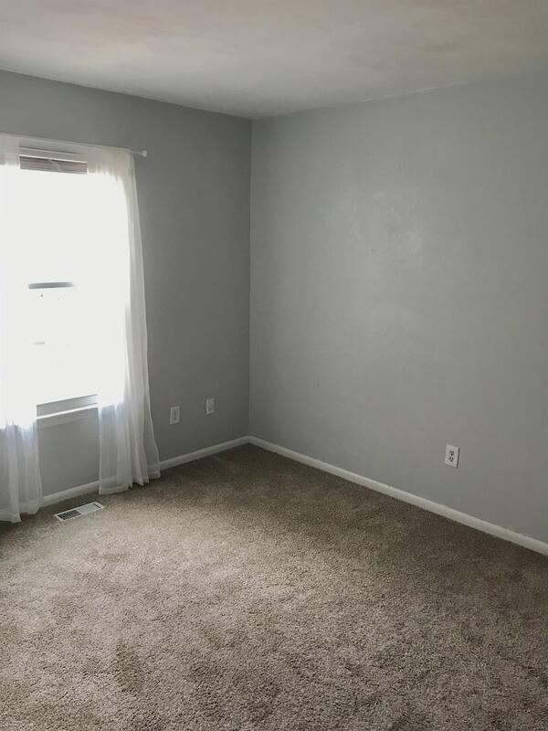 Building Photo - 5960 Blackpoole Ln