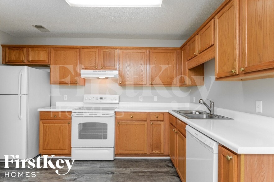 Building Photo - 2014 Plantation Pkwy