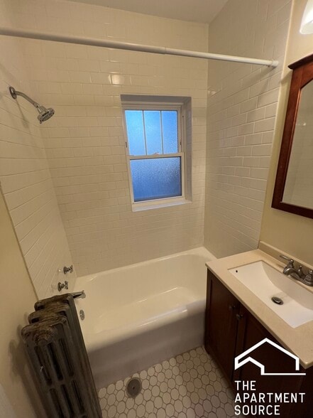 Building Photo - 7212 W Jackson Blvd