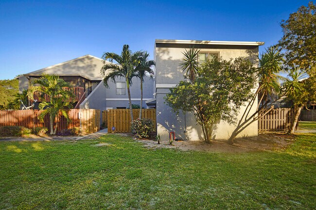 30 Crossings Cir 30 Crossings - 30 Crossings Cir Boynton Beach Fl Building Photo