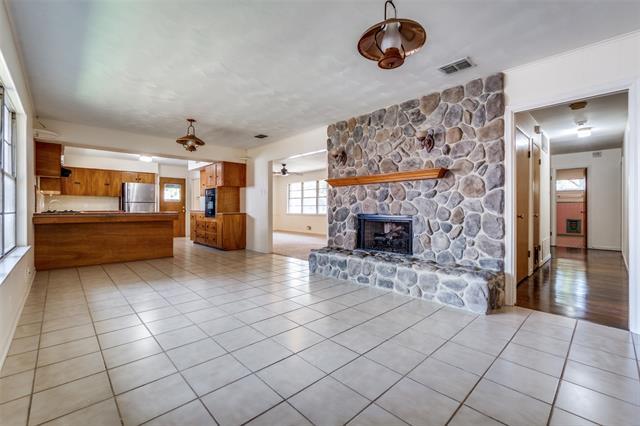 Building Photo - 7232 Syracuse Dr