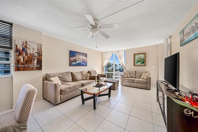 Building Photo - 1600 S Ocean Dr