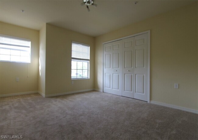 Building Photo - 9051 Gervais Cir