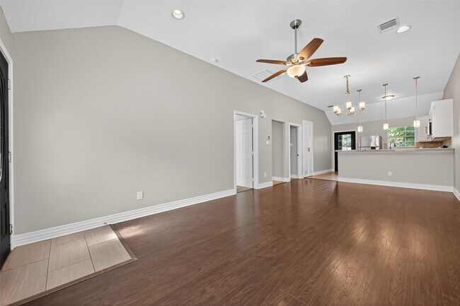 Building Photo - 2509 Moreau St