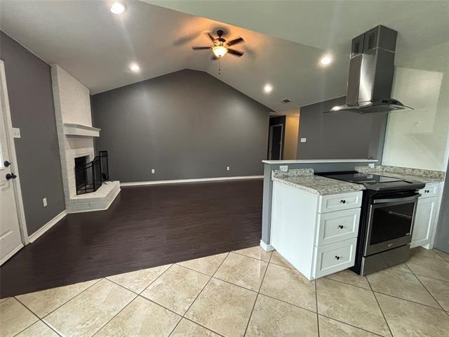 Building Photo - 619 Allencrest Dr