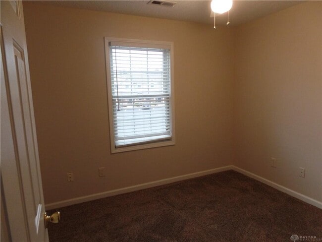 Building Photo - 120 Cherry St