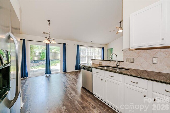 Building Photo - 12819 Slade Castle Ct