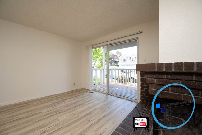 Building Photo - Benicia! Large remodeled 2bedroom condo